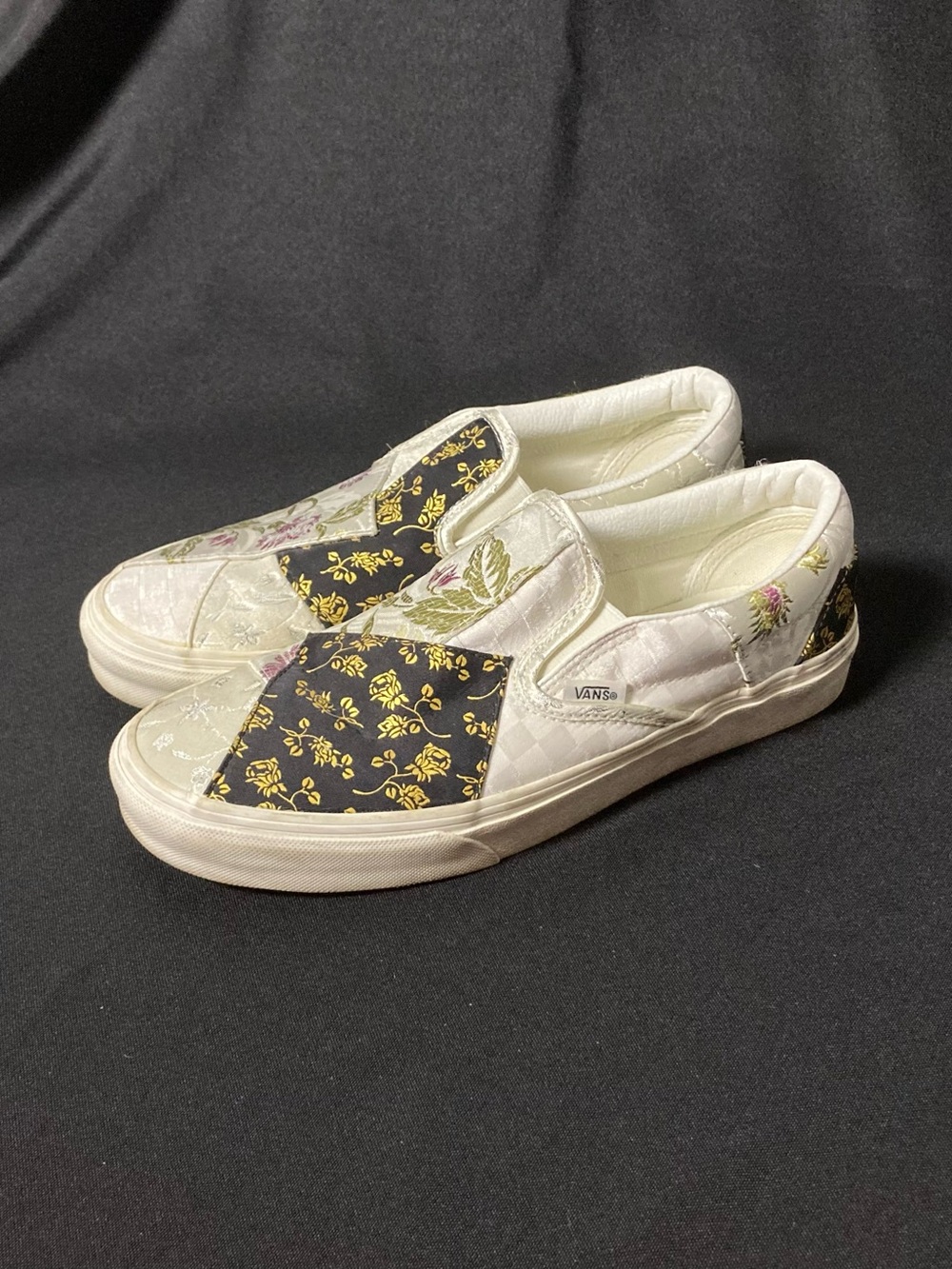⭐️ Vans Off The Wall Embroidered Floral Colorblock Slip On Sneakers Size 9.5